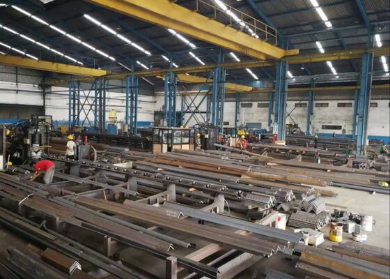 Avec fonction de coupe de marquage Cnc Angle Punching Machine Line pour la tour de communication de puissance
