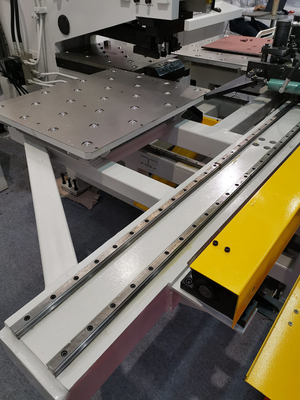 Machine de forage CNC personnalisée rapide pour les plaques