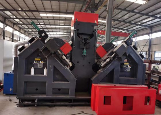 Machine de perçage d'angle CNC de fournisseur chinois 220V, machine de poinçonnage et de marquage de l'acier avec composants principaux PLC