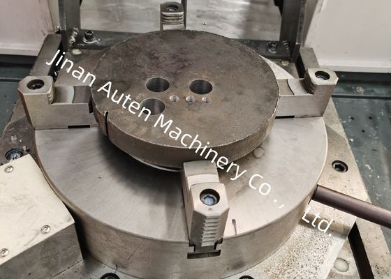 Machine de forage et de fraisage de plaques CNC de 600 x 600 mm avec système de contrôle numérique et système électrique