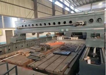 Machine de perçage de plaques CNC BT50 pour pièces de 3000*3000, moteur de broche servo de 30 KW