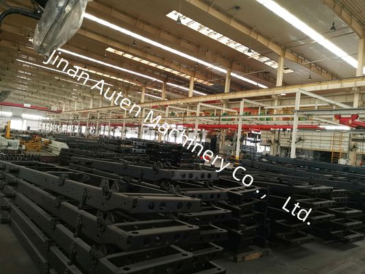 Utilisé pour les poutres de camions légers CNC Longitudinal Beam Punching Machine