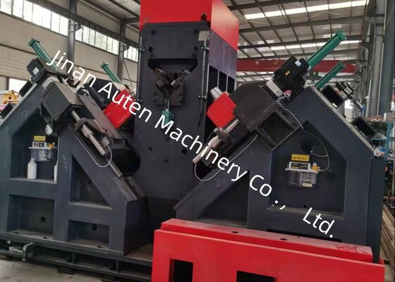 Ligne de production automatique de forage CNC en acier à angle 6000r/min Max. Vitesse de rotation de la broche