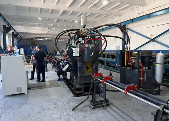 Φ26х20mm Max perforation industrielle machine à perforer à l'angle CNC avec marquage automatique