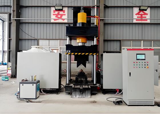 L'industrie de la tour utilise une machine de pliage et de chauffage d'acier à angle CNC pour la plaque d'acier plate