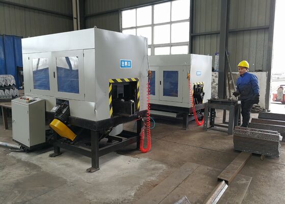 Machine de poinçonnage d'angle CNC pour fraisage et meulage de la racine d'acier d'angle