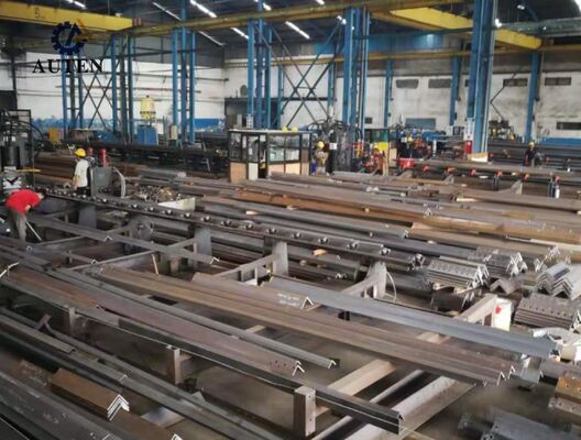 Ligne de poinçonnage, marquage et cisaillement CNC de haute précision pour cornières avec contrôle intelligent
