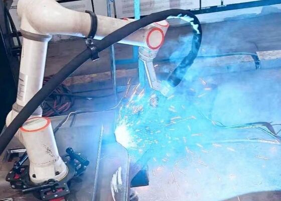 Robot Welding Machine Suitable For Multi Layer Multi Pass Continuous And Fillet Welding