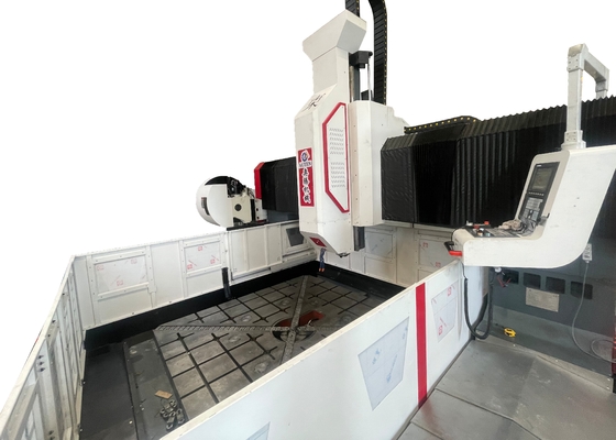 T Largeur de fente 28 mm Machine de perçage à plaque CNC 100 mm Diamètre maximal