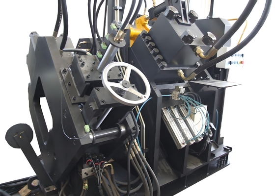 La chaîne de production d'acier d'angle CNC de haute précision assure un fonctionnement stable à long terme
