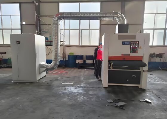 Modèle BP1000 Machine de finition de surface de plaque métallique CNC