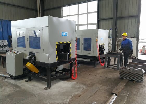 Fraiseuse d'angle de précision CNC pour acier pour applications industrielles